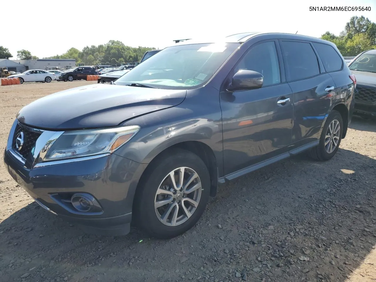 2014 Nissan Pathfinder S VIN: 5N1AR2MM6EC695640 Lot: 67849614