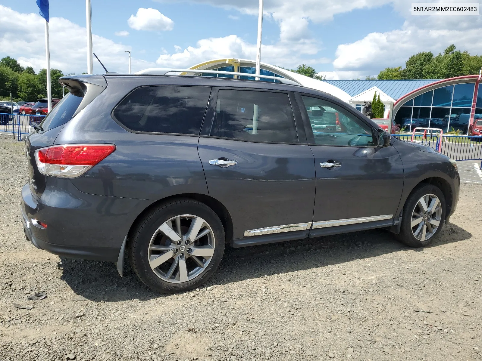 2014 Nissan Pathfinder S VIN: 5N1AR2MM2EC602483 Lot: 69038164