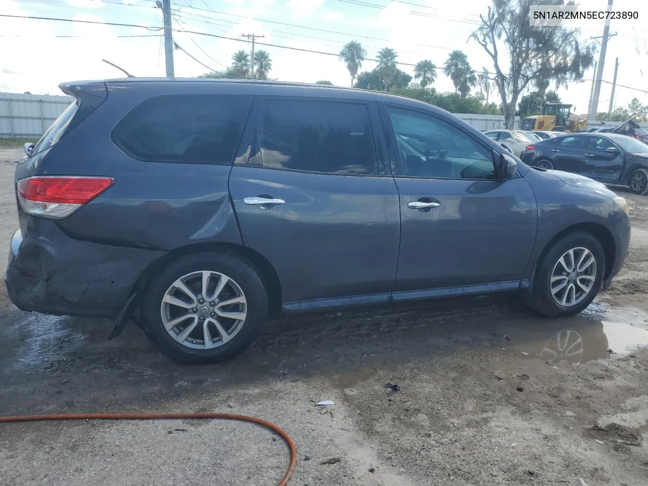 2014 Nissan Pathfinder S VIN: 5N1AR2MN5EC723890 Lot: 69367504