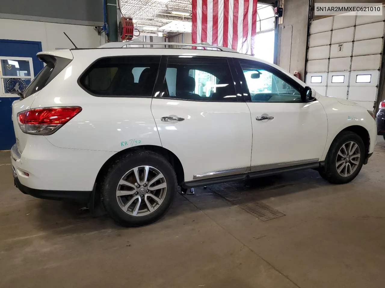 2014 Nissan Pathfinder S VIN: 5N1AR2MMXEC621010 Lot: 69750754