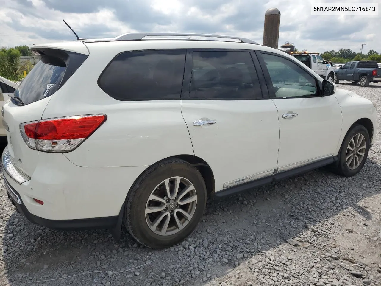 2014 Nissan Pathfinder S VIN: 5N1AR2MN5EC716843 Lot: 70013904