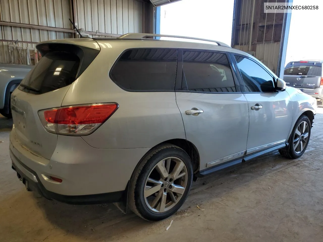 2014 Nissan Pathfinder S VIN: 5N1AR2MNXEC680258 Lot: 70509174