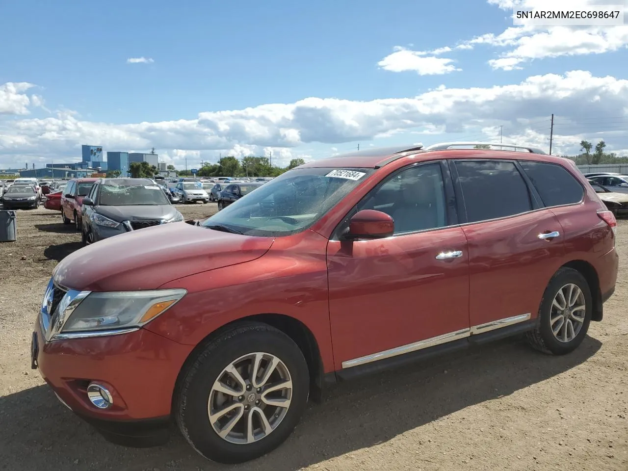 2014 Nissan Pathfinder S VIN: 5N1AR2MM2EC698647 Lot: 70521684