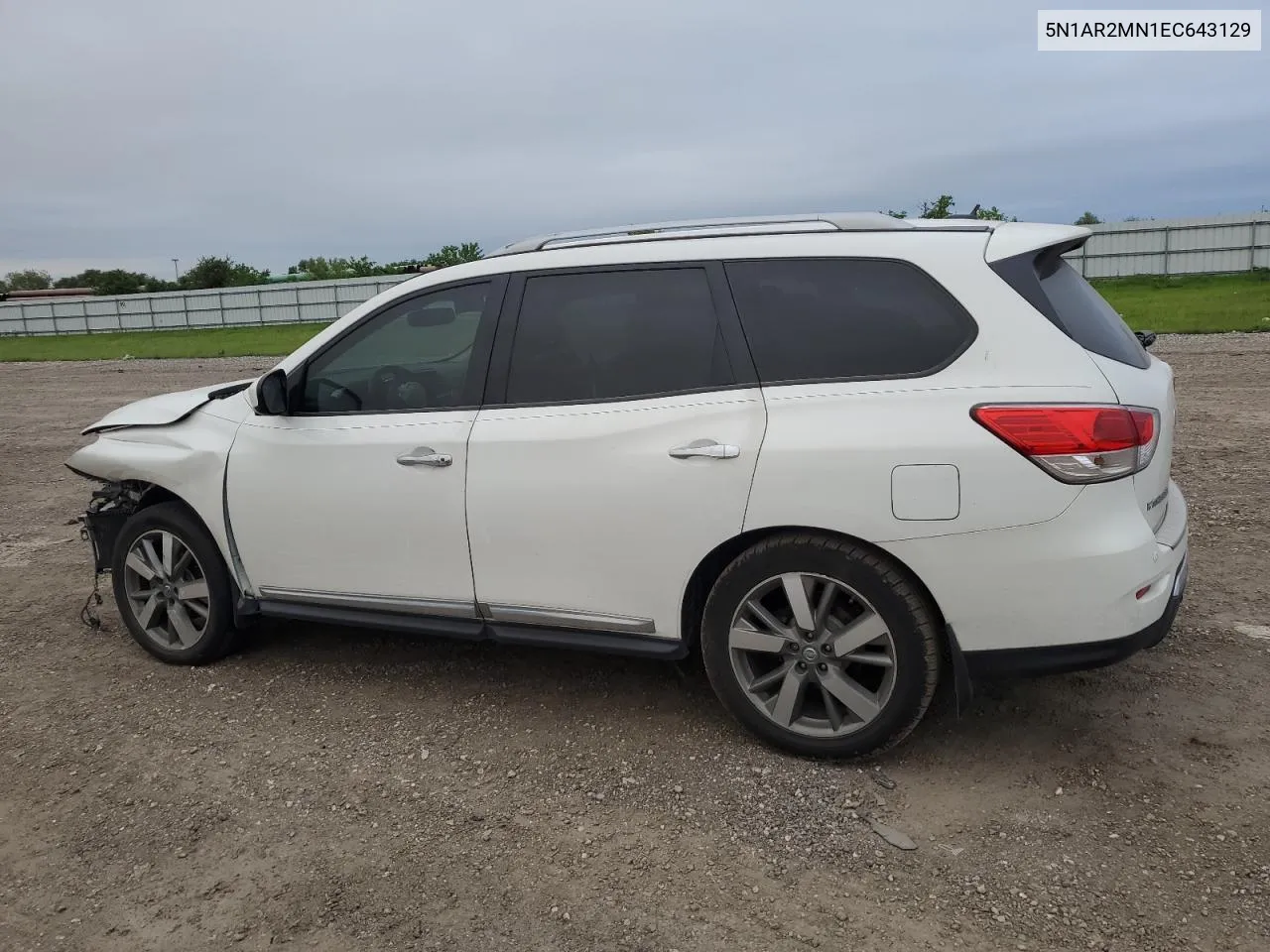 2014 Nissan Pathfinder S VIN: 5N1AR2MN1EC643129 Lot: 70760064