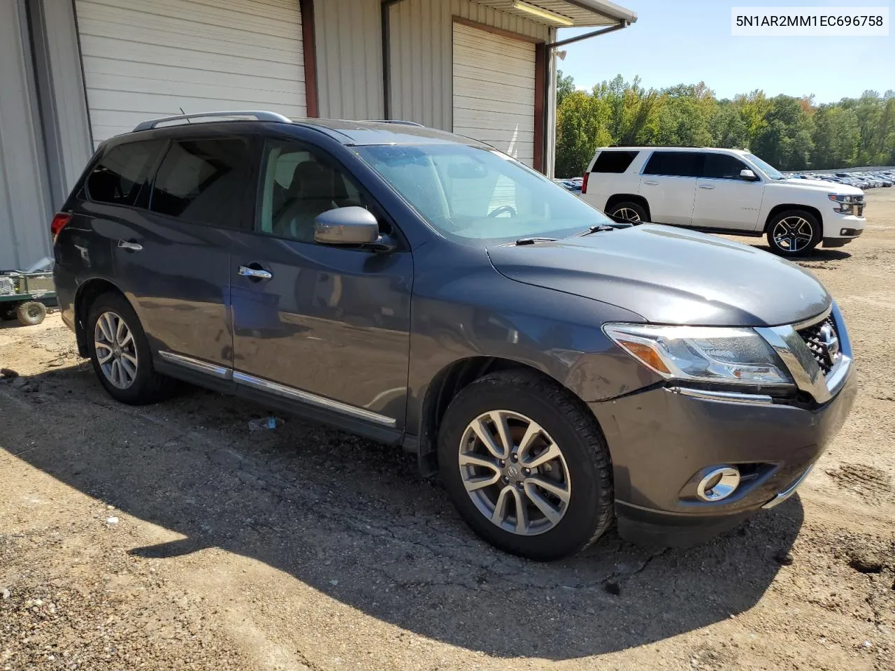 2014 Nissan Pathfinder S VIN: 5N1AR2MM1EC696758 Lot: 72164914