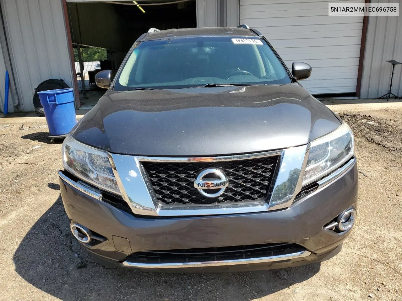 2014 Nissan Pathfinder S VIN: 5N1AR2MM1EC696758 Lot: 72164914