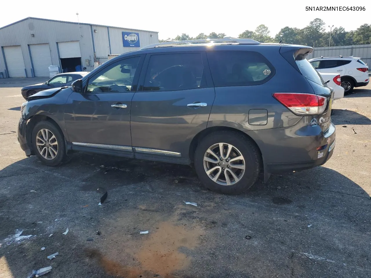 2014 Nissan Pathfinder S VIN: 5N1AR2MN1EC643096 Lot: 72288844