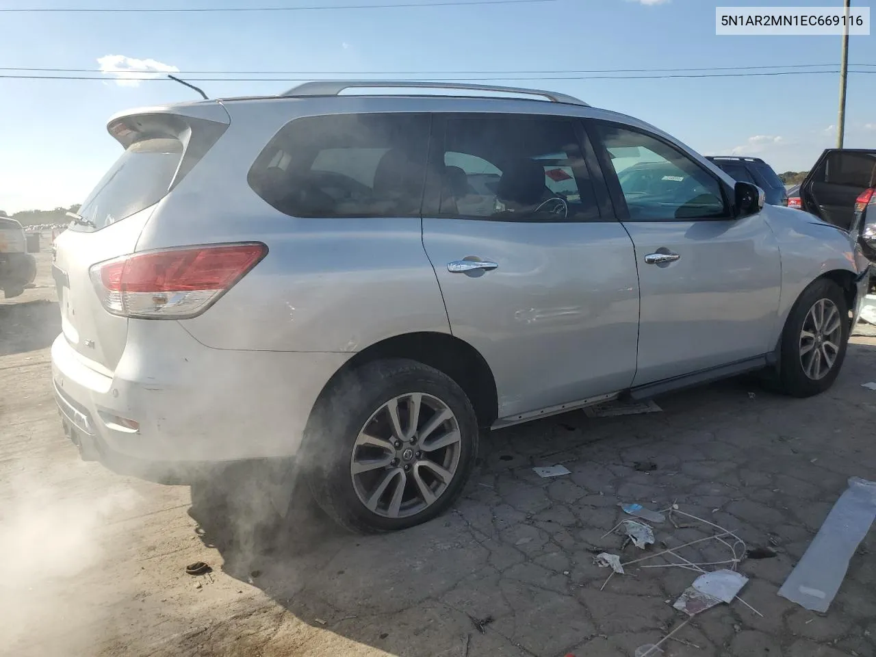 2014 Nissan Pathfinder S VIN: 5N1AR2MN1EC669116 Lot: 72441144