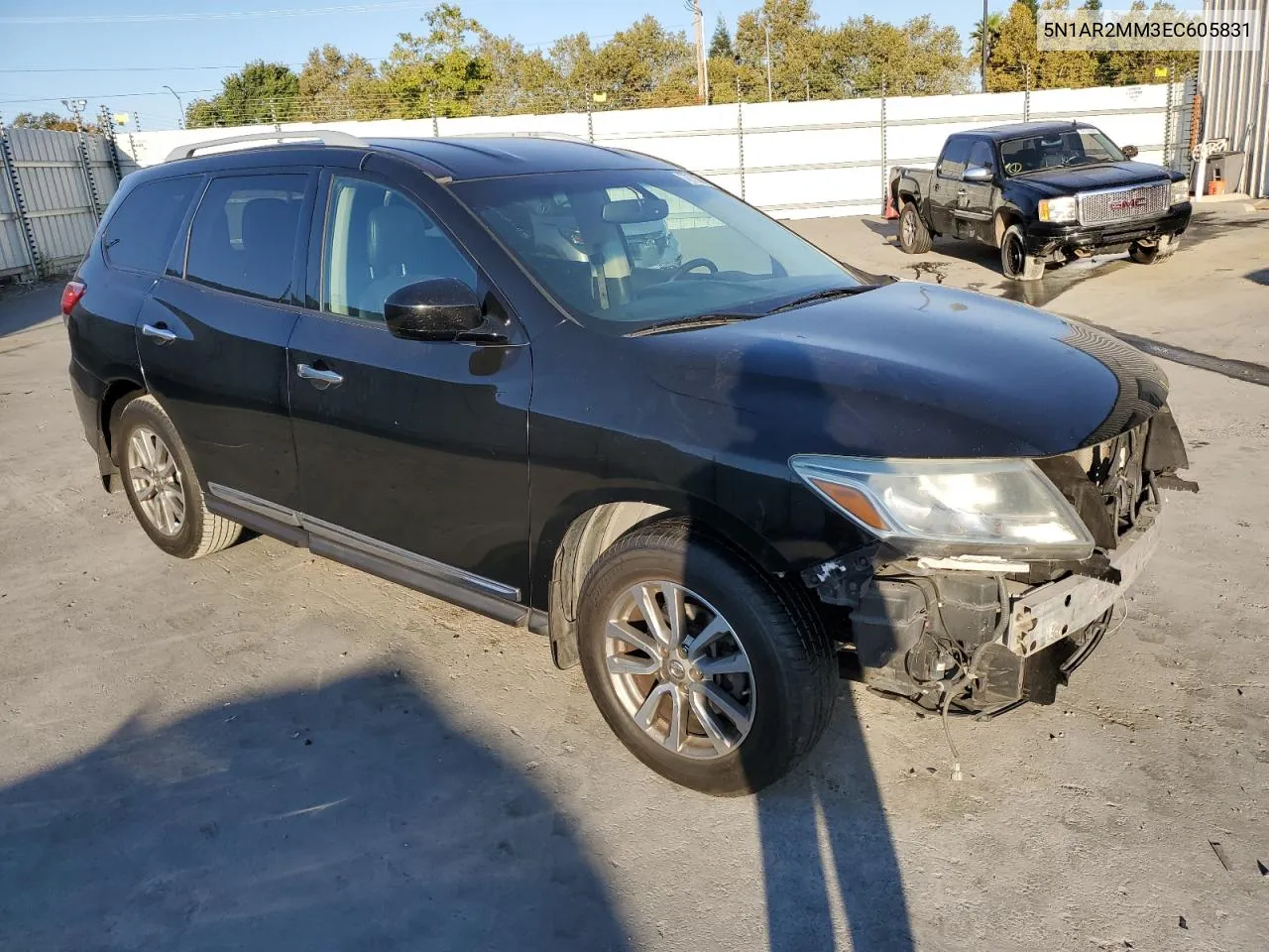 2014 Nissan Pathfinder S VIN: 5N1AR2MM3EC605831 Lot: 72756884