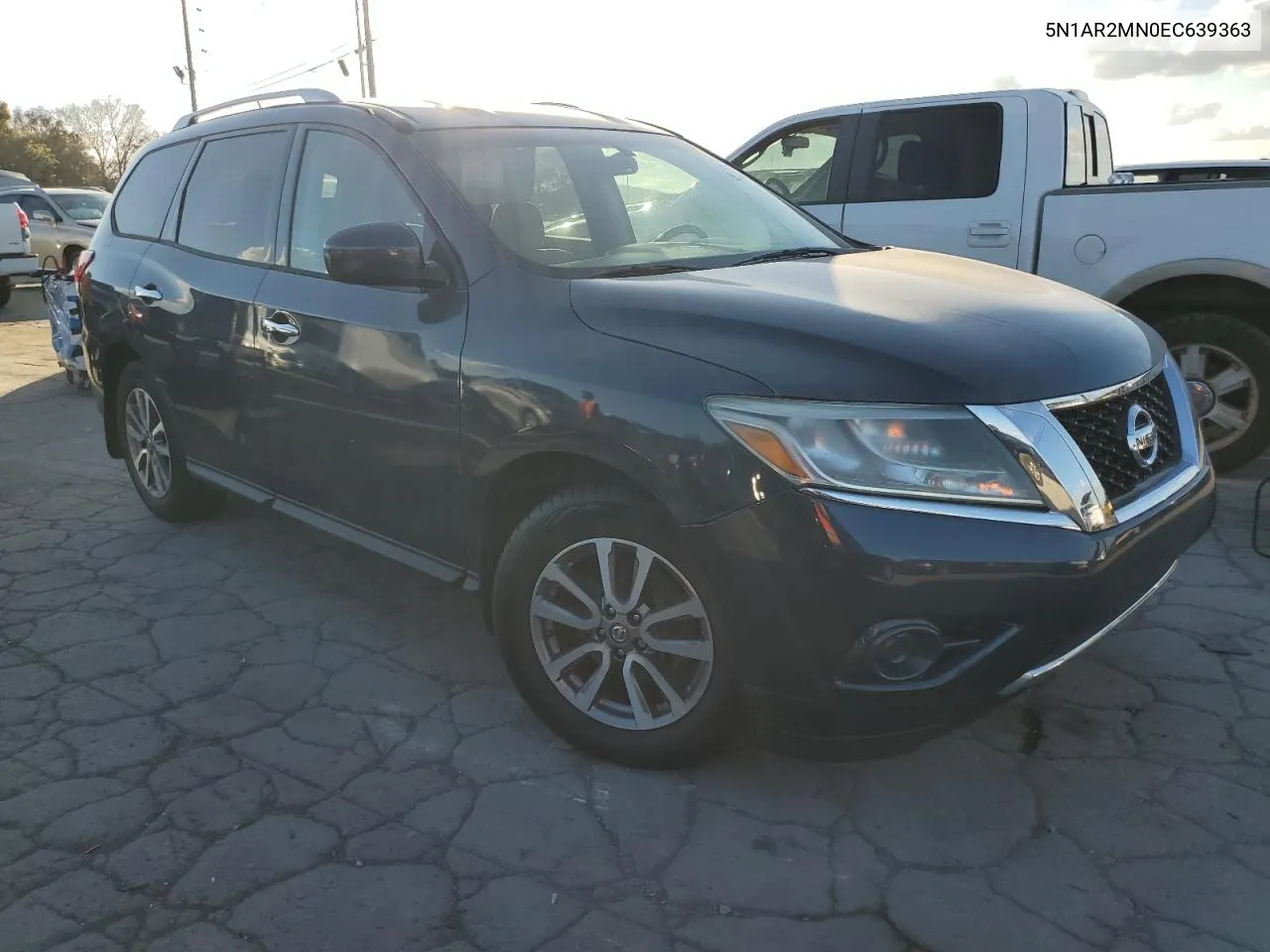 2014 Nissan Pathfinder S VIN: 5N1AR2MN0EC639363 Lot: 78738644