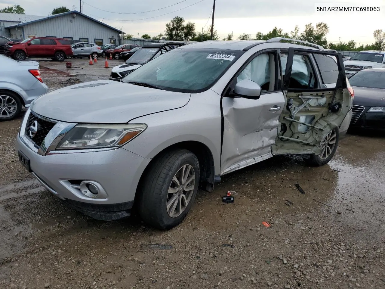 2015 Nissan Pathfinder S VIN: 5N1AR2MM7FC698063 Lot: 60232344