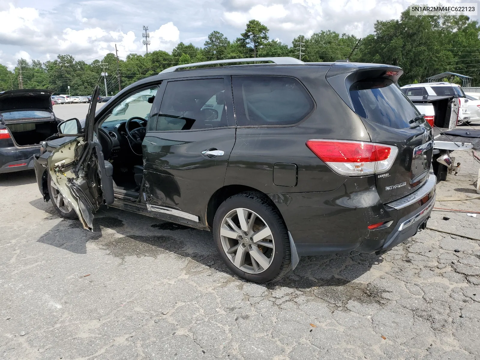 2015 Nissan Pathfinder S VIN: 5N1AR2MM4FC622123 Lot: 61118144