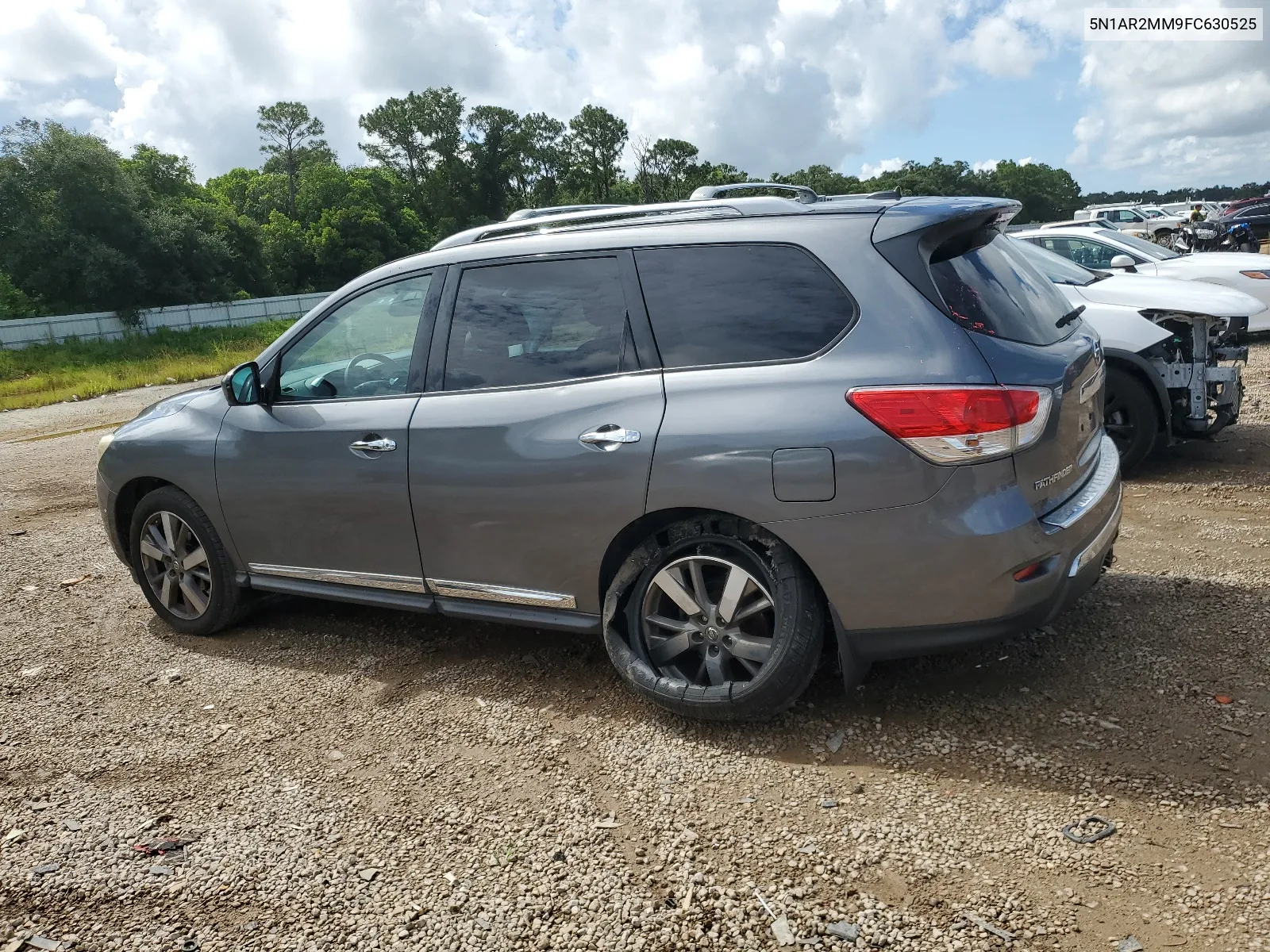 2015 Nissan Pathfinder S VIN: 5N1AR2MM9FC630525 Lot: 64361824