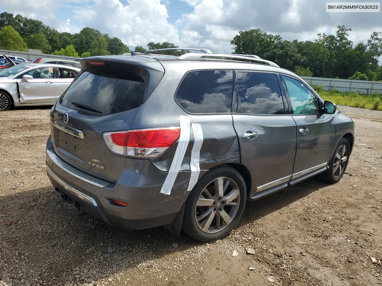 2015 Nissan Pathfinder S VIN: 5N1AR2MM9FC630525 Lot: 64361824