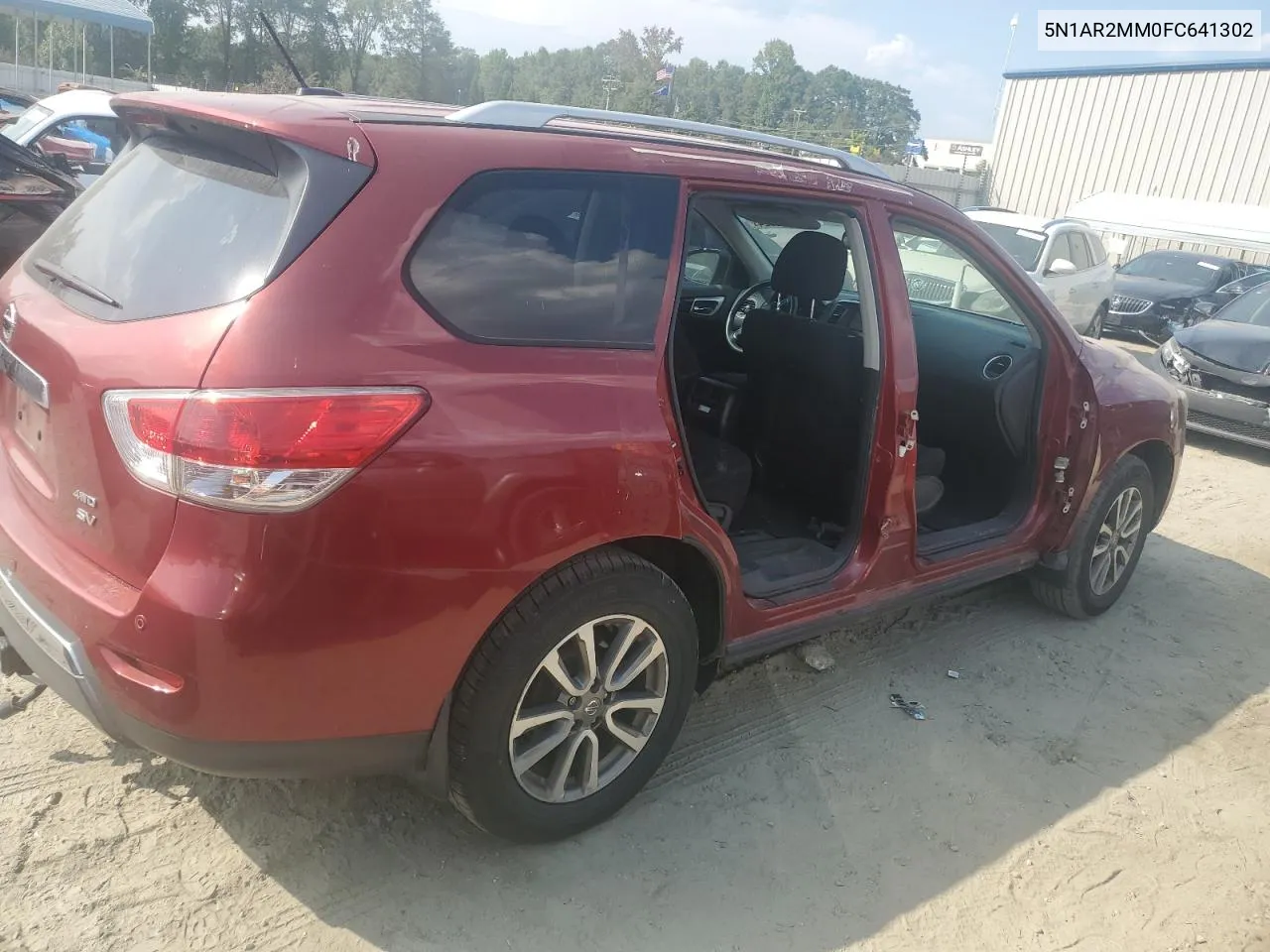 2015 Nissan Pathfinder S VIN: 5N1AR2MM0FC641302 Lot: 69304024