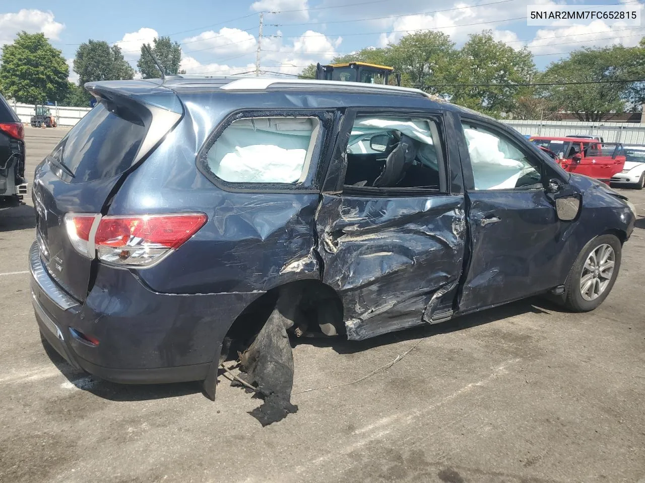 2015 Nissan Pathfinder S VIN: 5N1AR2MM7FC652815 Lot: 70193804