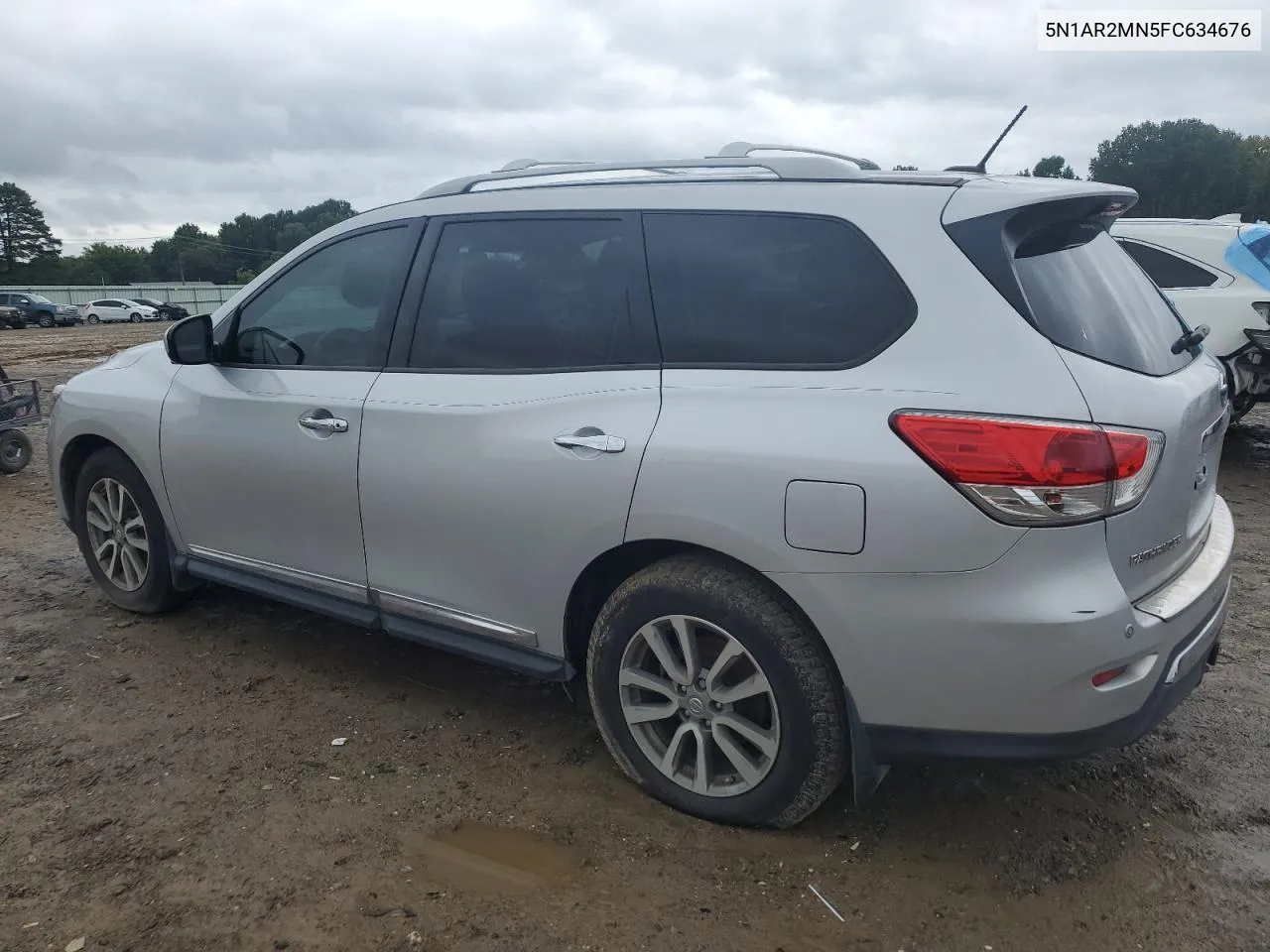 2015 Nissan Pathfinder S VIN: 5N1AR2MN5FC634676 Lot: 71464744