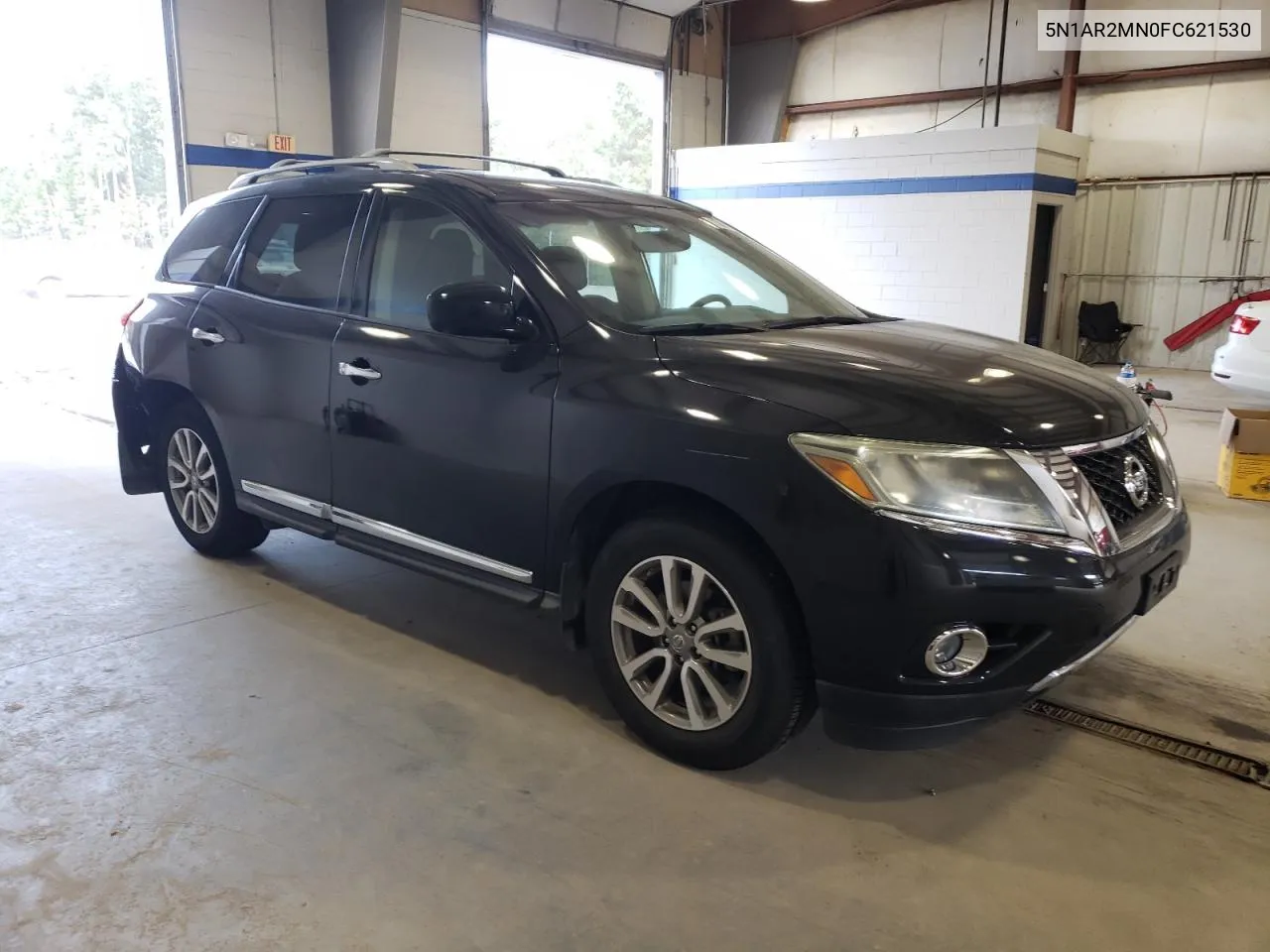 2015 Nissan Pathfinder S VIN: 5N1AR2MN0FC621530 Lot: 73696294