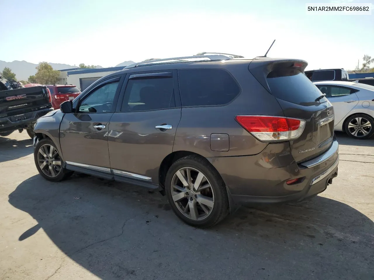 2015 Nissan Pathfinder S VIN: 5N1AR2MM2FC698682 Lot: 75652084