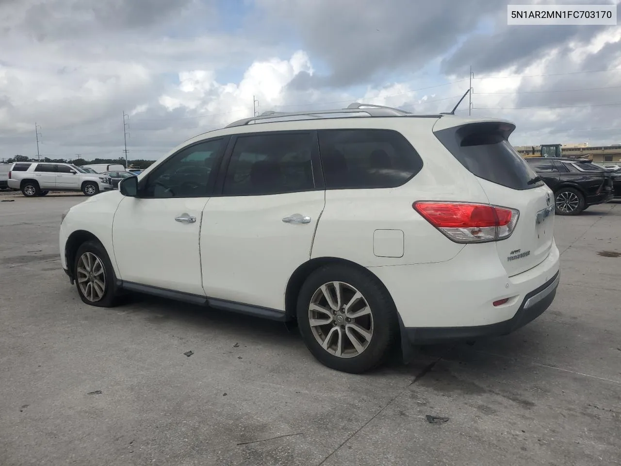 2015 Nissan Pathfinder S VIN: 5N1AR2MN1FC703170 Lot: 77626614