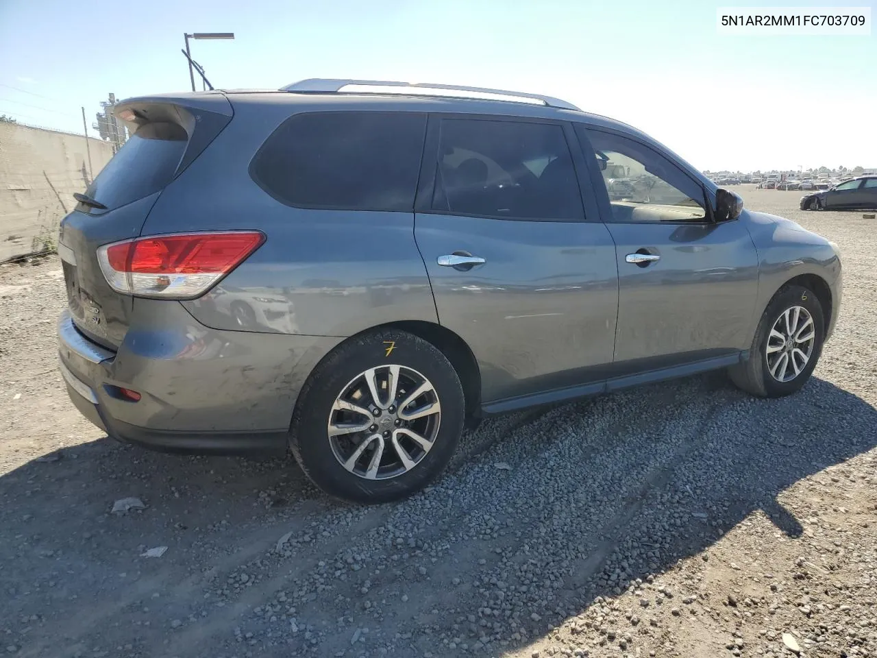 2015 Nissan Pathfinder S VIN: 5N1AR2MM1FC703709 Lot: 77881494