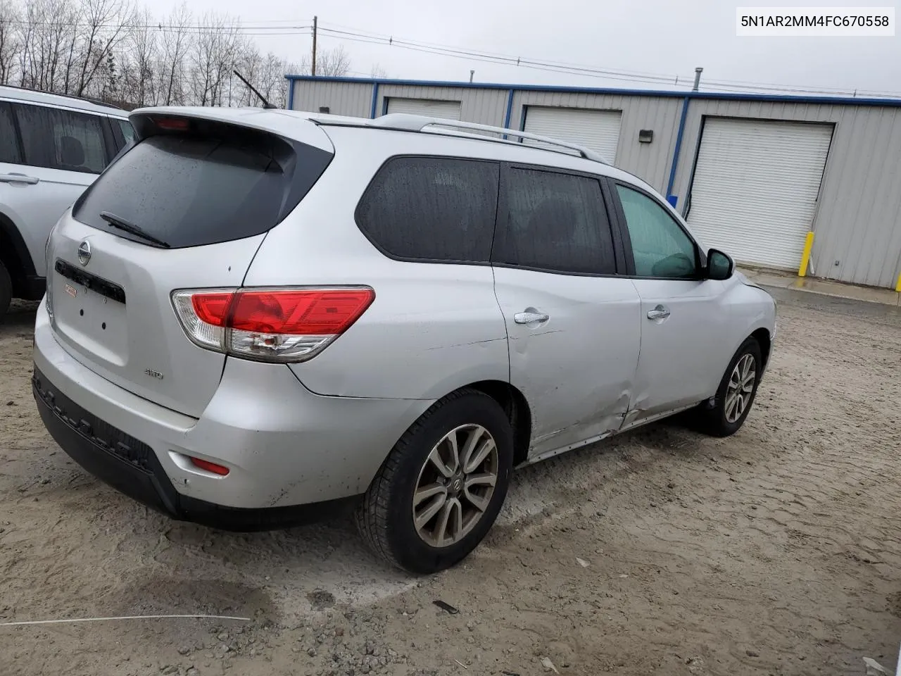 2015 Nissan Pathfinder S VIN: 5N1AR2MM4FC670558 Lot: 81628544