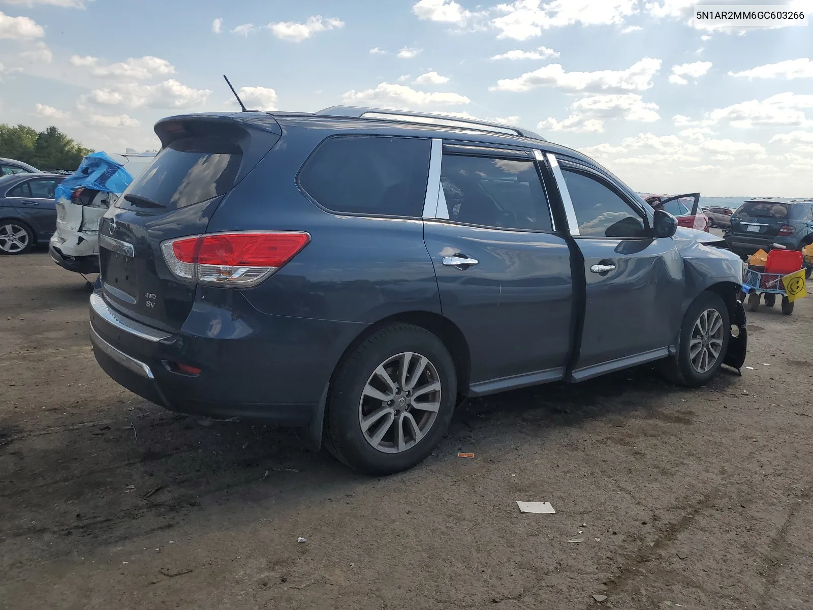 5N1AR2MM6GC603266 2016 Nissan Pathfinder S