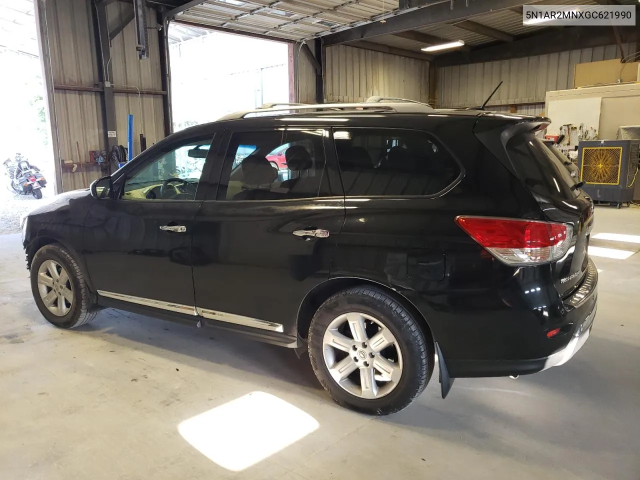 2016 Nissan Pathfinder S VIN: 5N1AR2MNXGC621990 Lot: 68827484