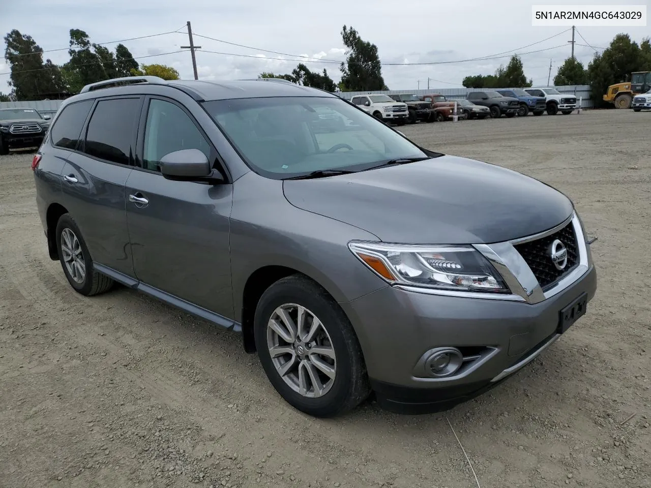 2016 Nissan Pathfinder S VIN: 5N1AR2MN4GC643029 Lot: 69017274