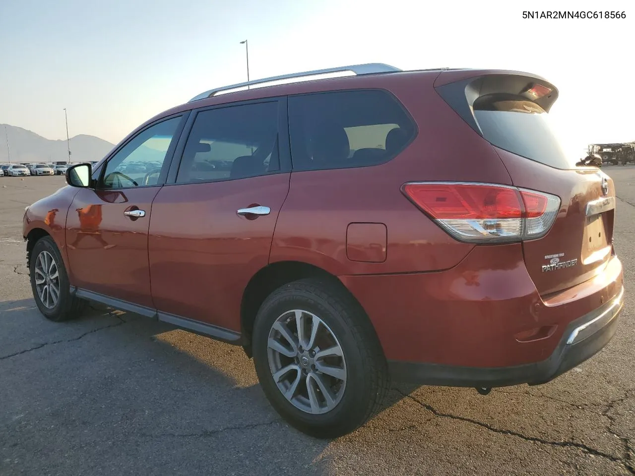 2016 Nissan Pathfinder S VIN: 5N1AR2MN4GC618566 Lot: 70482024