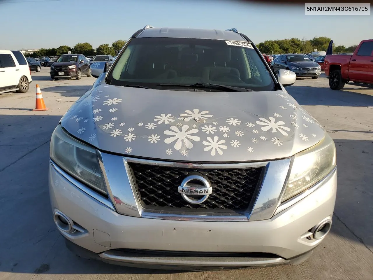 2016 Nissan Pathfinder S VIN: 5N1AR2MN4GC616705 Lot: 74082404