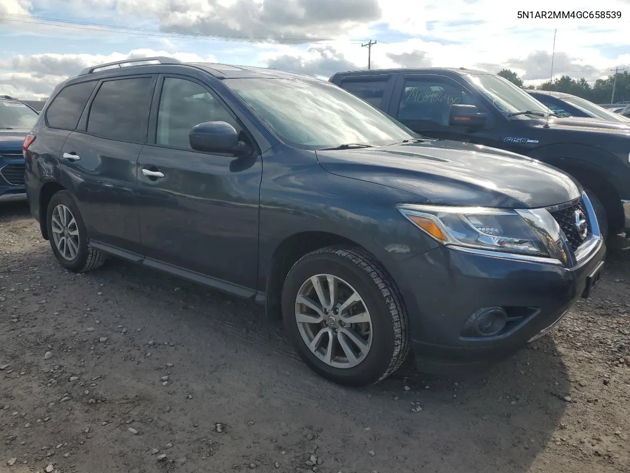 2016 Nissan Pathfinder S VIN: 5N1AR2MM4GC658539 Lot: 74207944