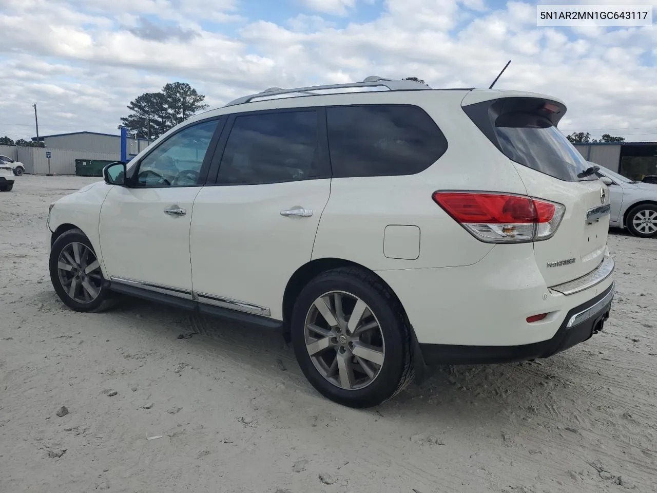 2016 Nissan Pathfinder S VIN: 5N1AR2MN1GC643117 Lot: 78189164