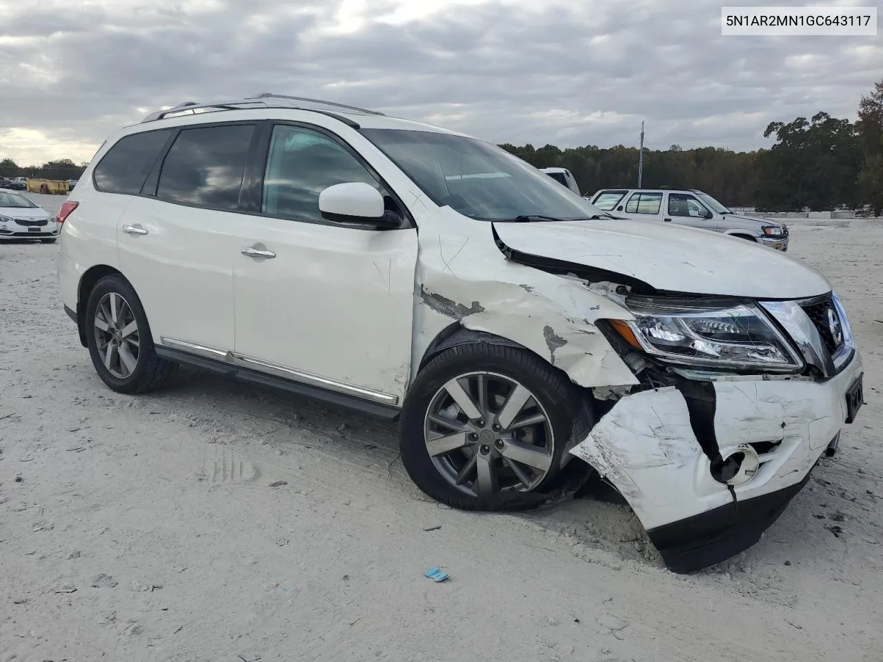 2016 Nissan Pathfinder S VIN: 5N1AR2MN1GC643117 Lot: 78189164