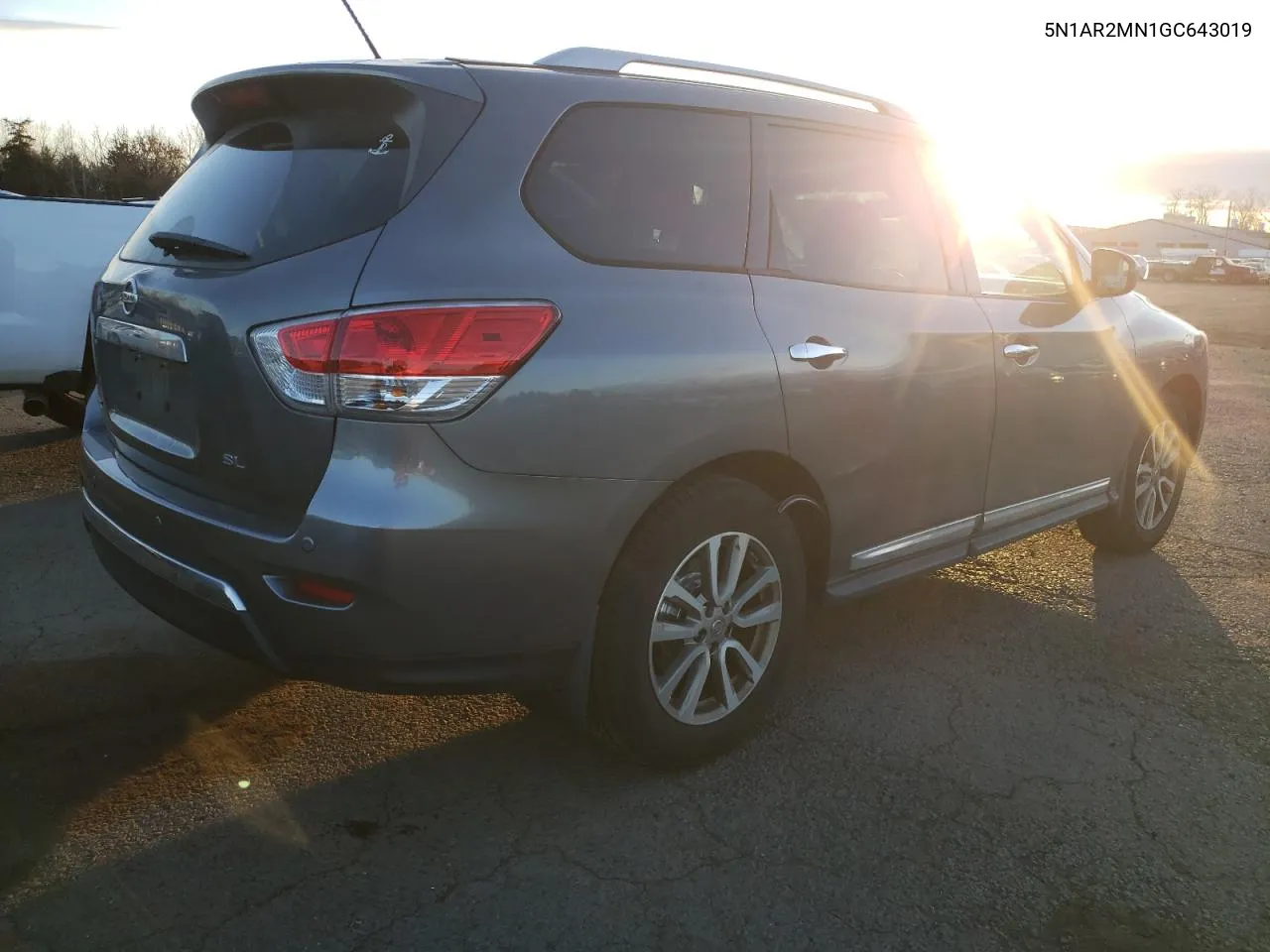 2016 Nissan Pathfinder S VIN: 5N1AR2MN1GC643019 Lot: 81196794