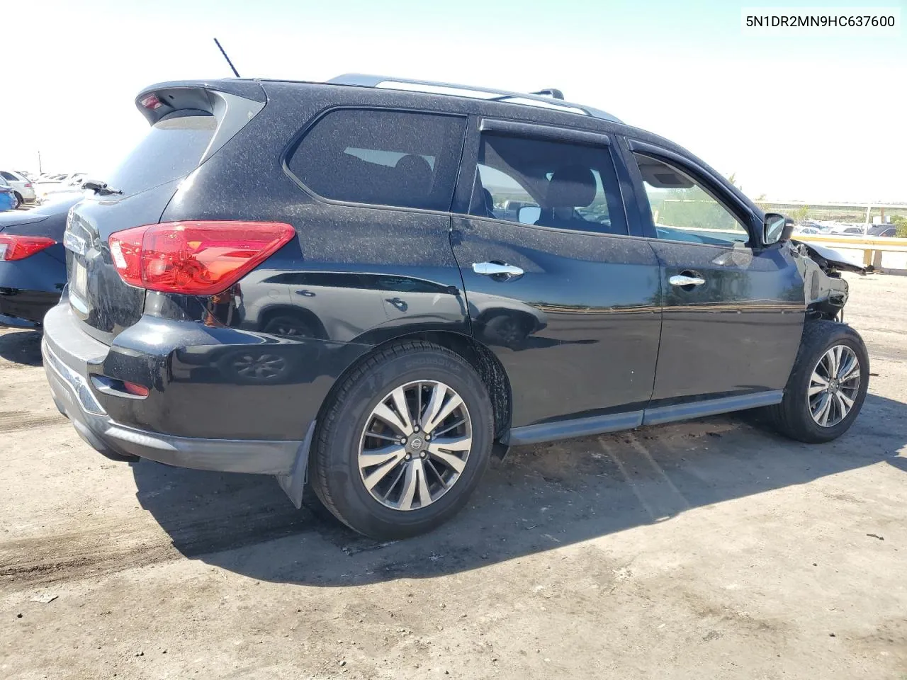 5N1DR2MN9HC637600 2017 Nissan Pathfinder S