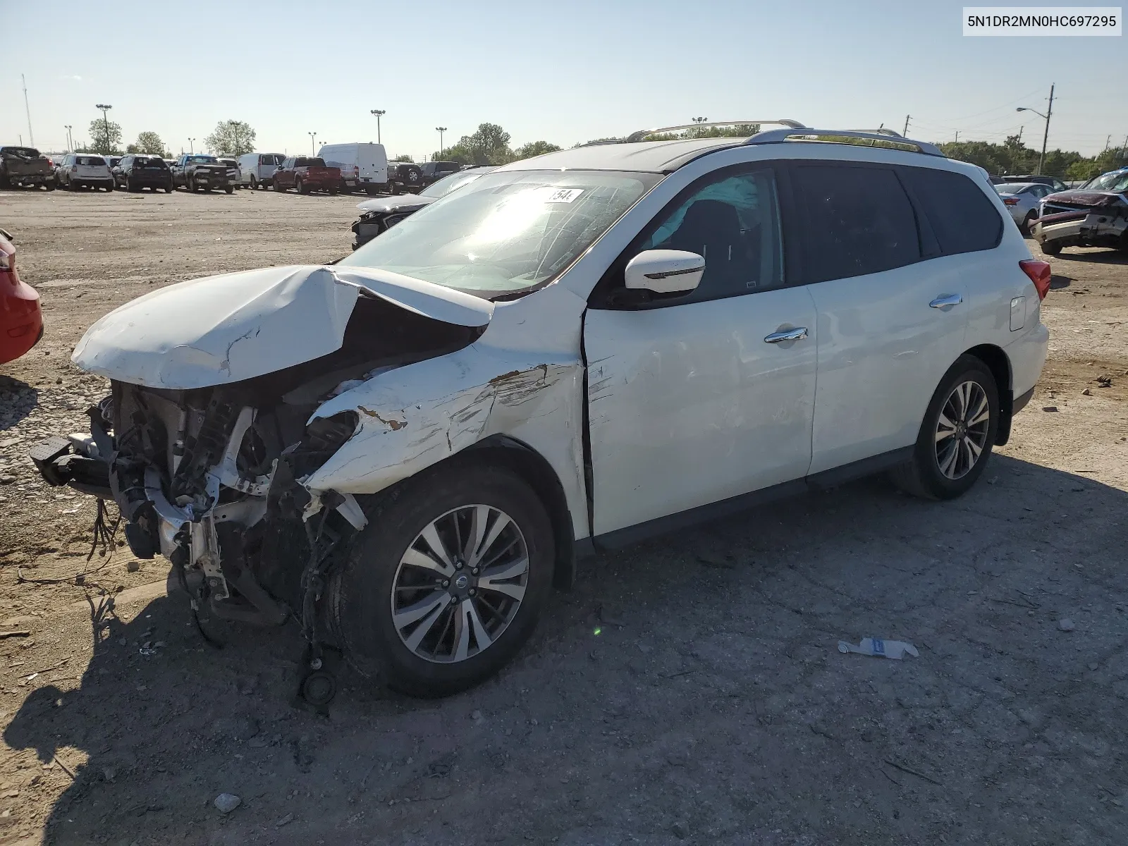 2017 Nissan Pathfinder S VIN: 5N1DR2MN0HC697295 Lot: 68044154