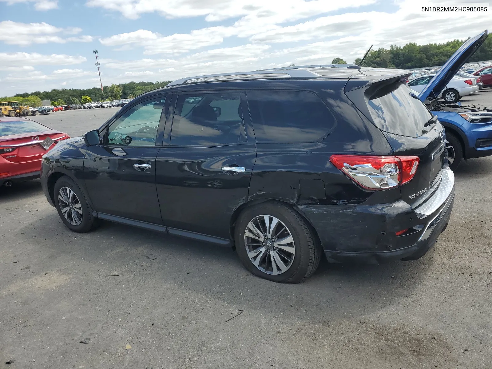 2017 Nissan Pathfinder S VIN: 5N1DR2MM2HC905085 Lot: 68110544