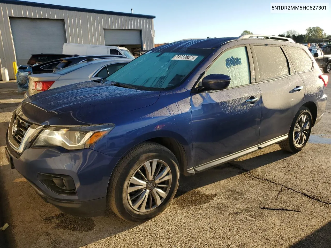 2017 Nissan Pathfinder S VIN: 5N1DR2MM5HC627301 Lot: 71989824