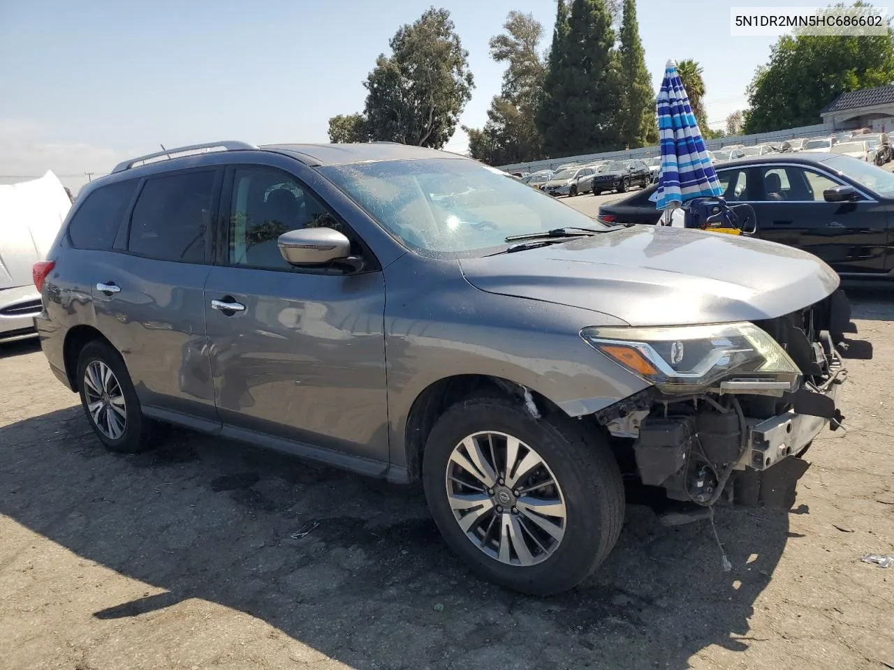 5N1DR2MN5HC686602 2017 Nissan Pathfinder S