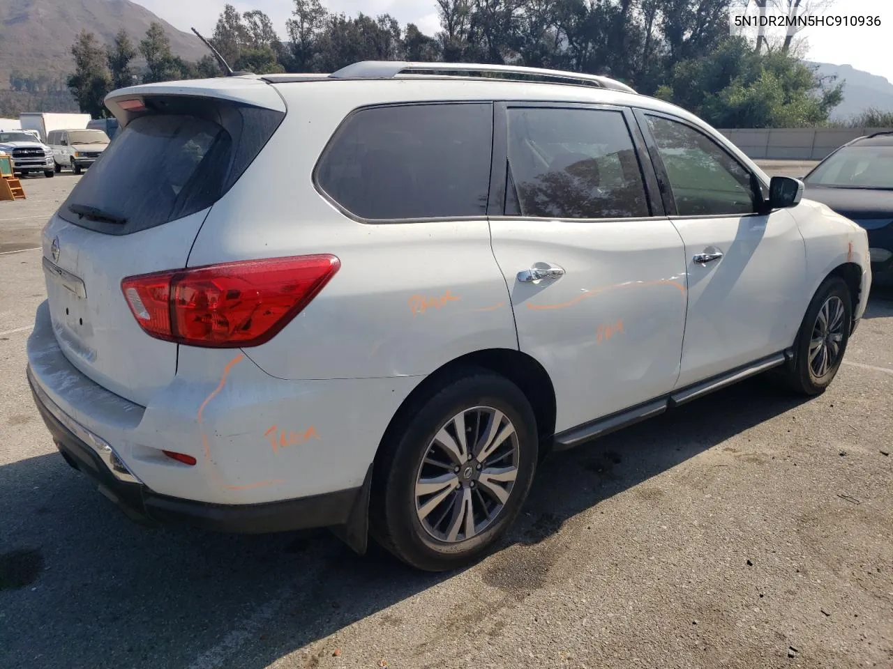 2017 Nissan Pathfinder S VIN: 5N1DR2MN5HC910936 Lot: 76032754