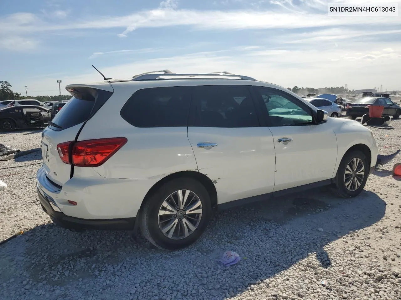 2017 Nissan Pathfinder S VIN: 5N1DR2MN4HC613043 Lot: 76084134