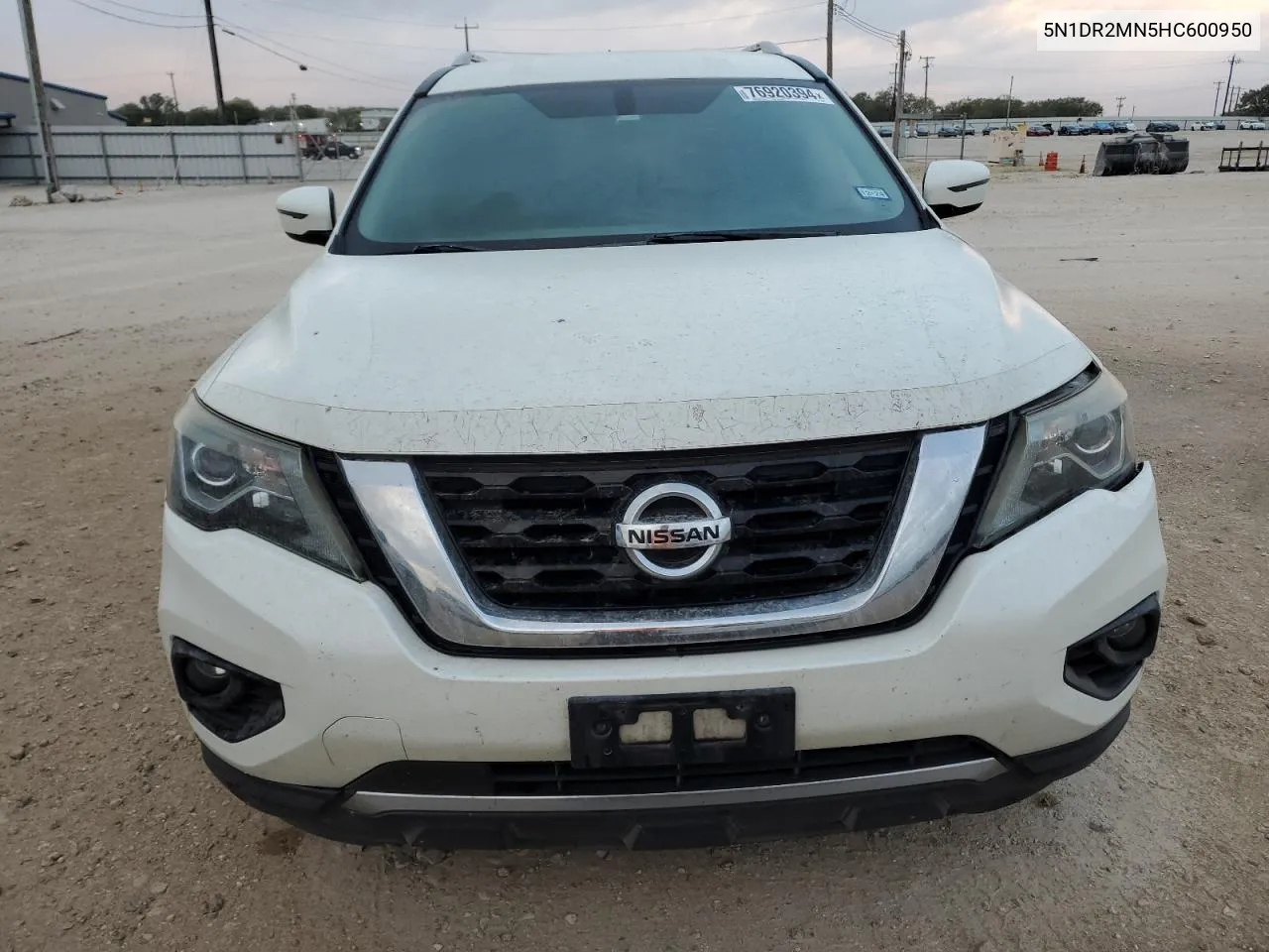 2017 Nissan Pathfinder S VIN: 5N1DR2MN5HC600950 Lot: 76920394