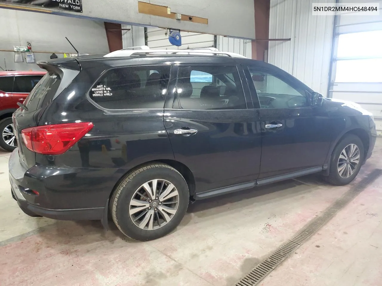 2017 Nissan Pathfinder S VIN: 5N1DR2MM4HC648494 Lot: 77940534