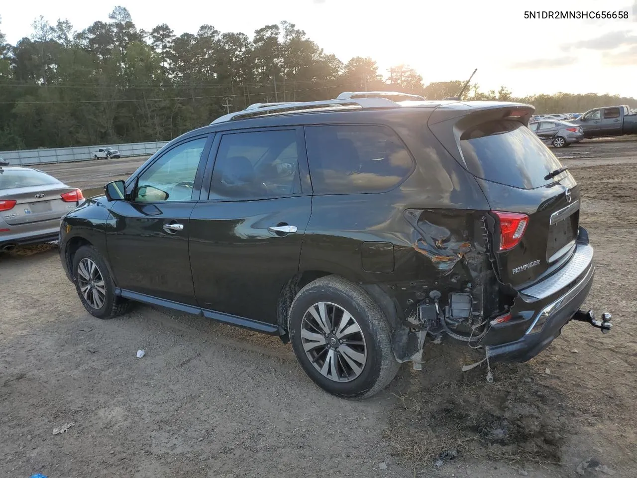 5N1DR2MN3HC656658 2017 Nissan Pathfinder S