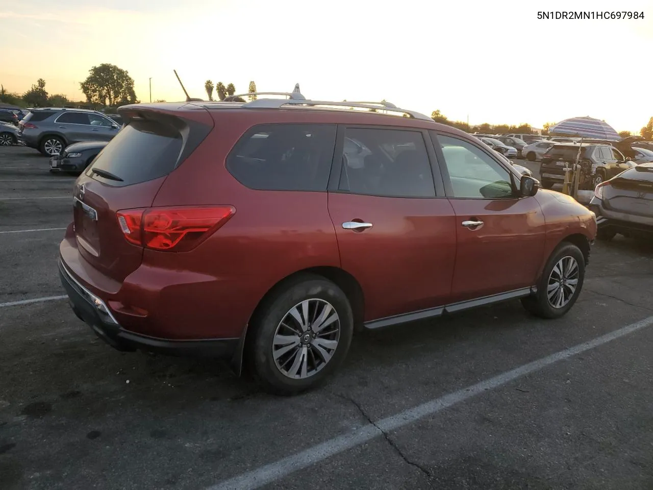 2017 Nissan Pathfinder S VIN: 5N1DR2MN1HC697984 Lot: 80916524