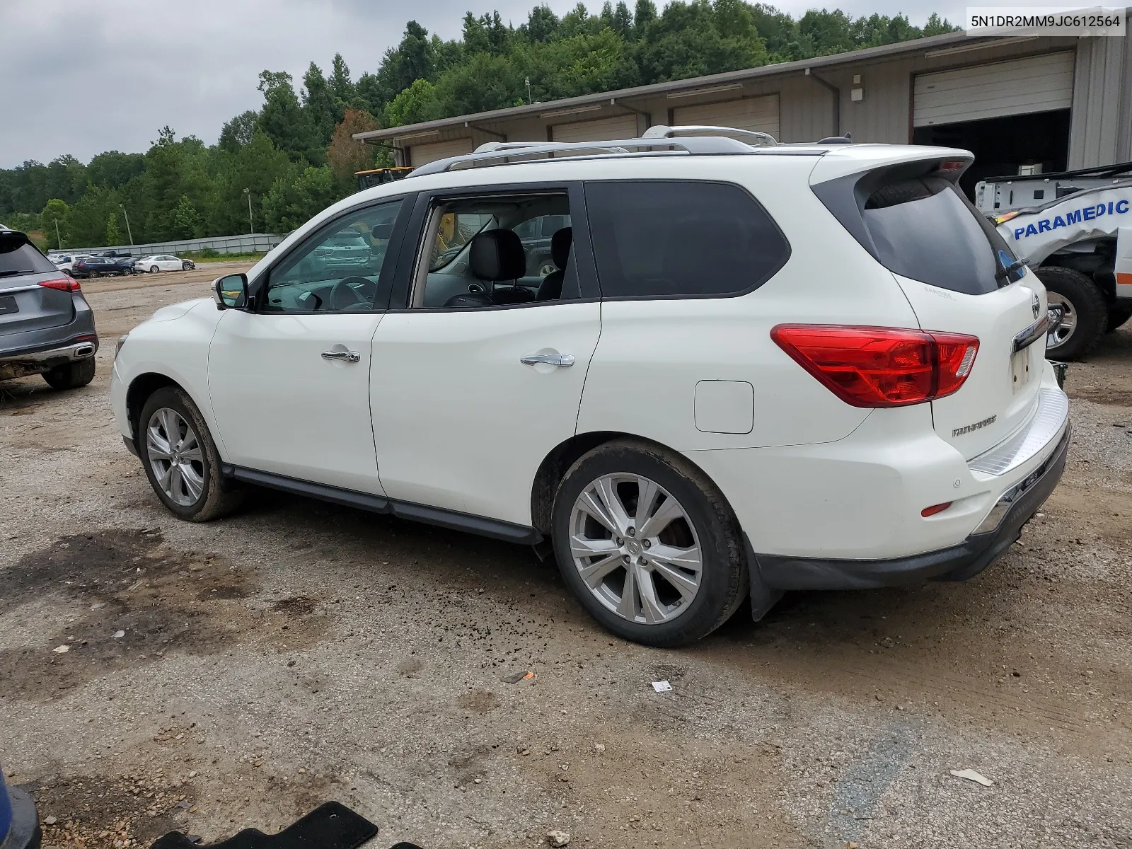 2018 Nissan Pathfinder S VIN: 5N1DR2MM9JC612564 Lot: 63850754