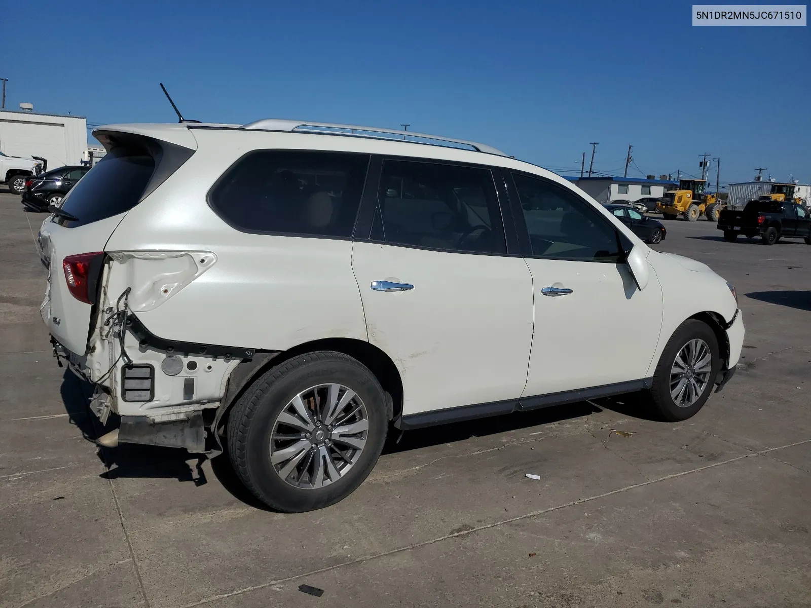 5N1DR2MN5JC671510 2018 Nissan Pathfinder S