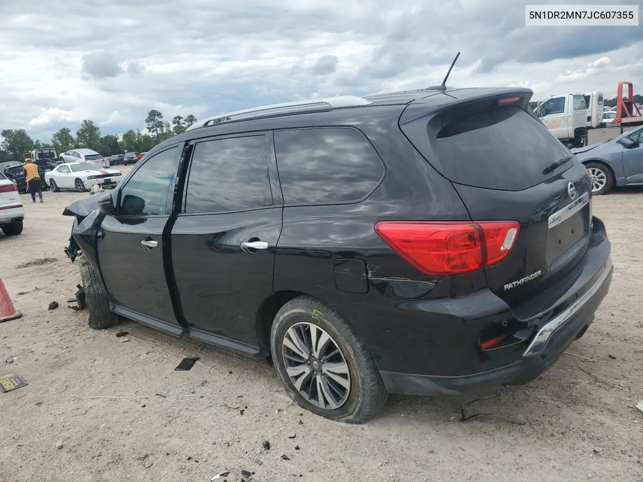 2018 Nissan Pathfinder S VIN: 5N1DR2MN7JC607355 Lot: 71134694