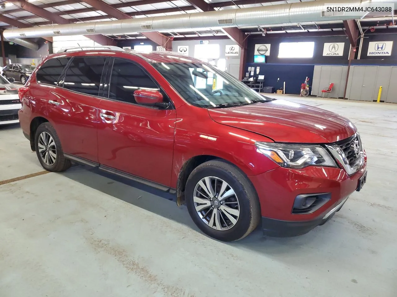 2018 Nissan Pathfinder S VIN: 5N1DR2MM4JC643088 Lot: 73023434